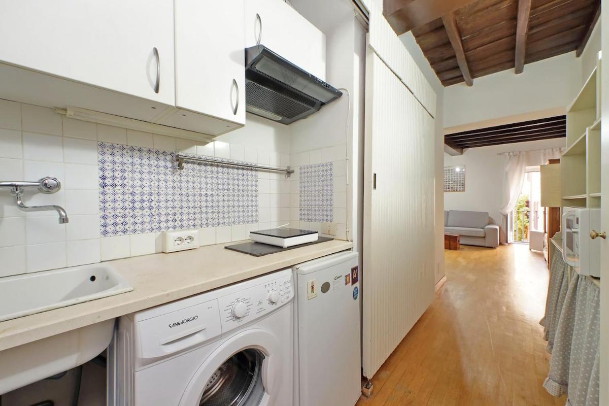 Apartment Colosseum Renovated Via Frangipane *